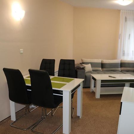Winter Аpartments Gerovi Apartment ปอมโปโรโว ภายนอก รูปภาพ